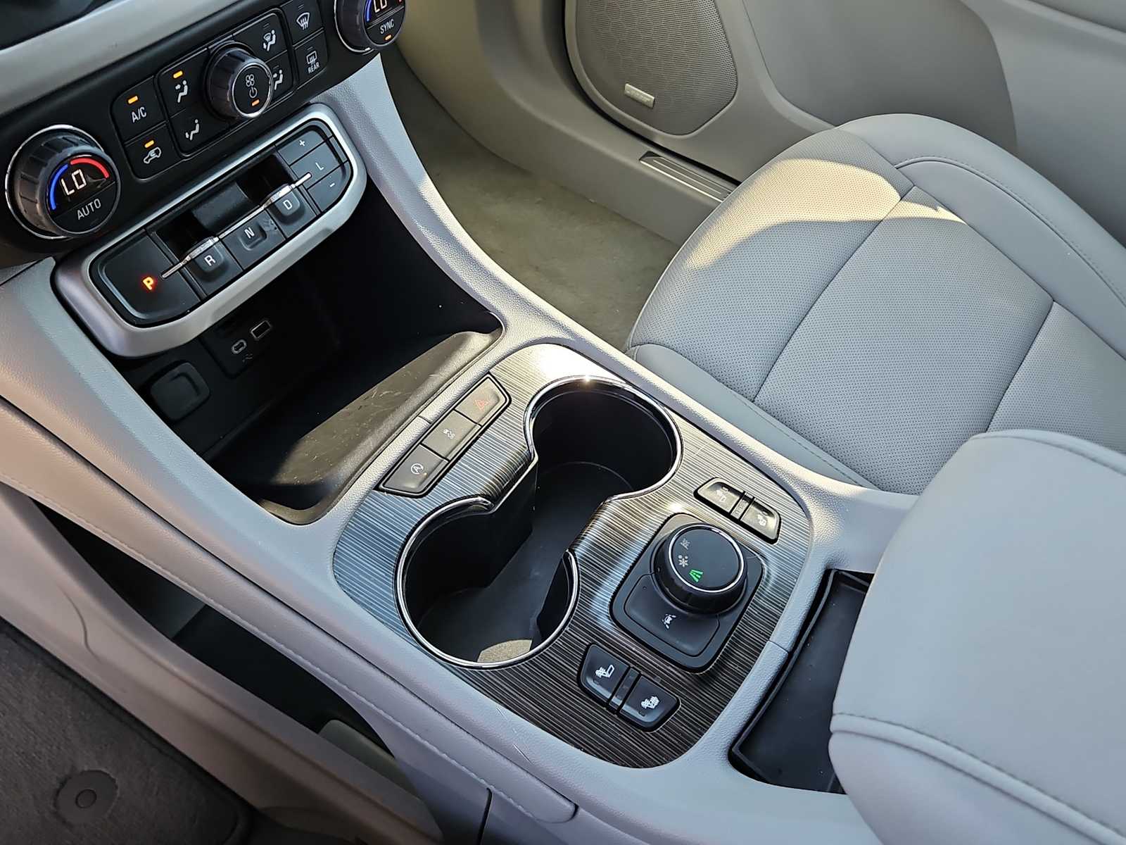 Thumbnail: 2023 GMC Acadia - 20