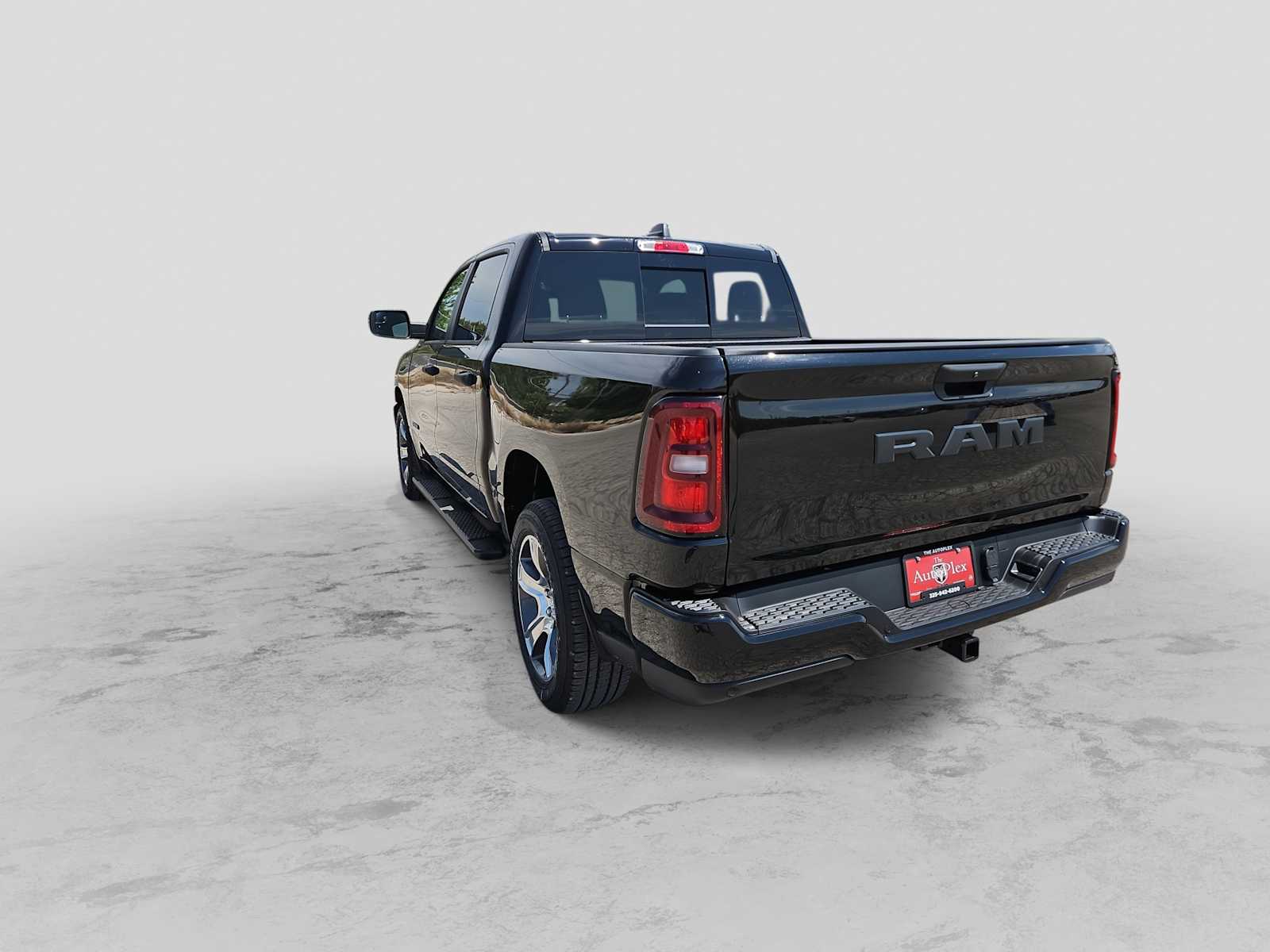Thumbnail: 2026 RAM 1500 - 5