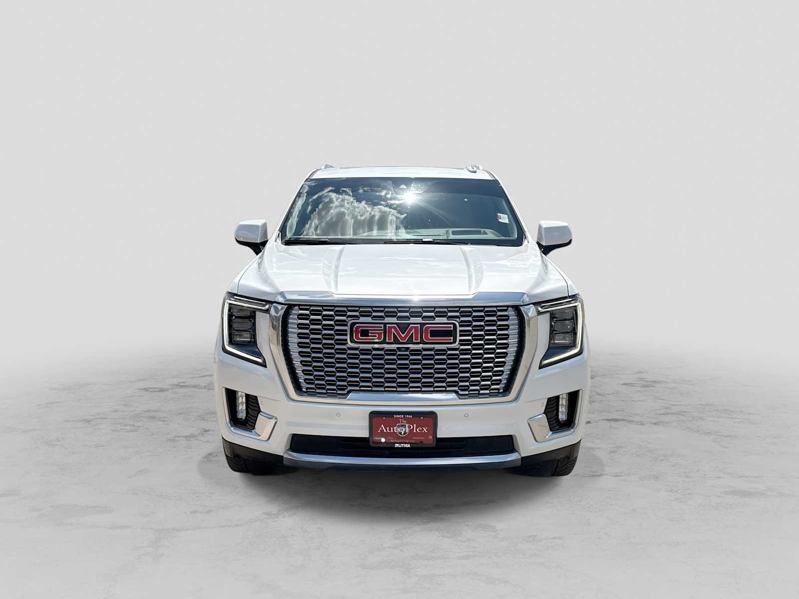 Thumbnail: 2021 GMC Yukon - 3