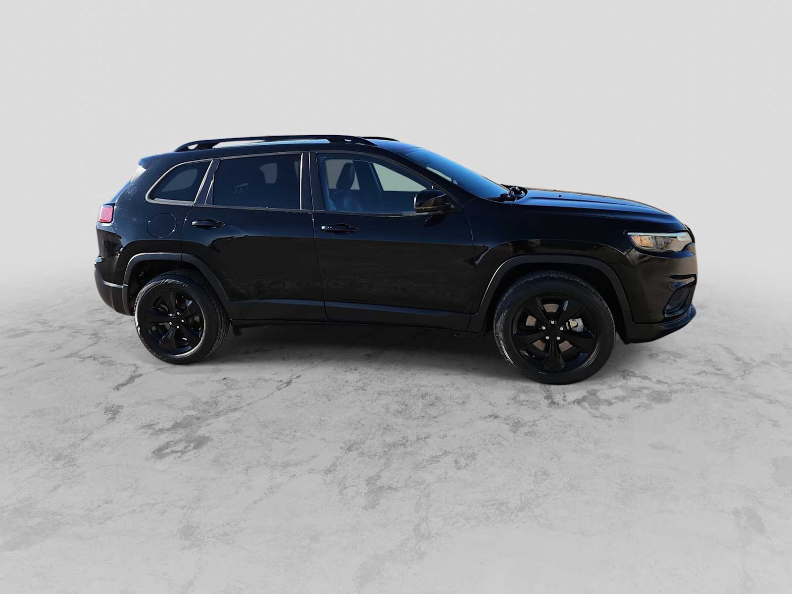 Thumbnail: 2019 Jeep Cherokee - 9
