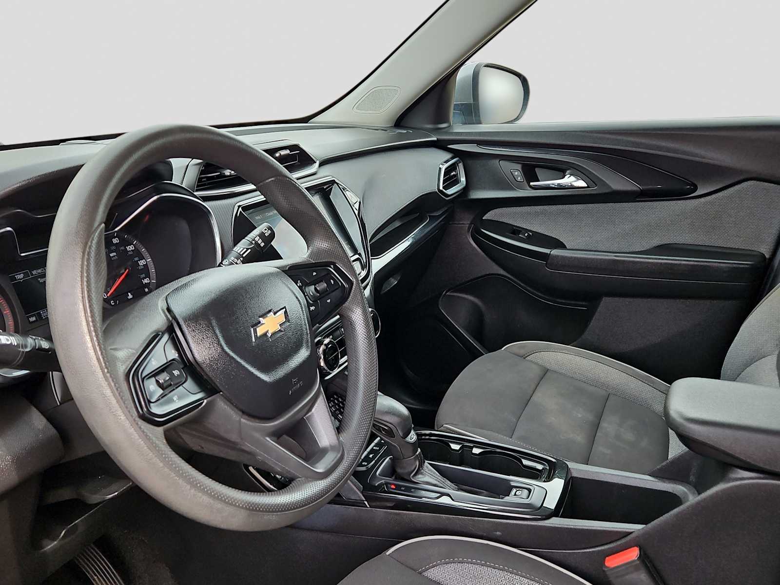 Thumbnail: 2023 Chevrolet TrailBlazer - 10