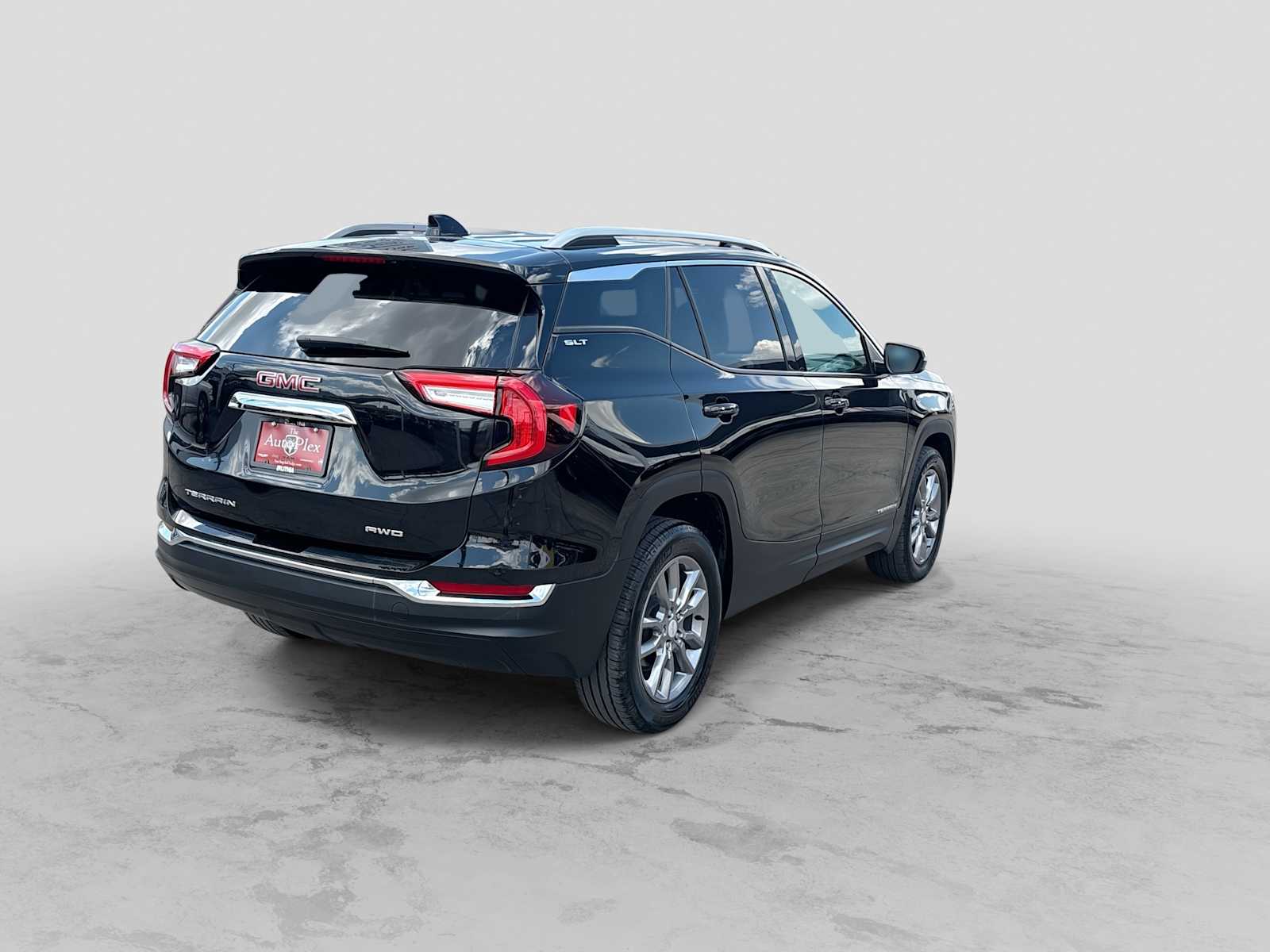 Thumbnail: 2024 GMC Terrain - 8