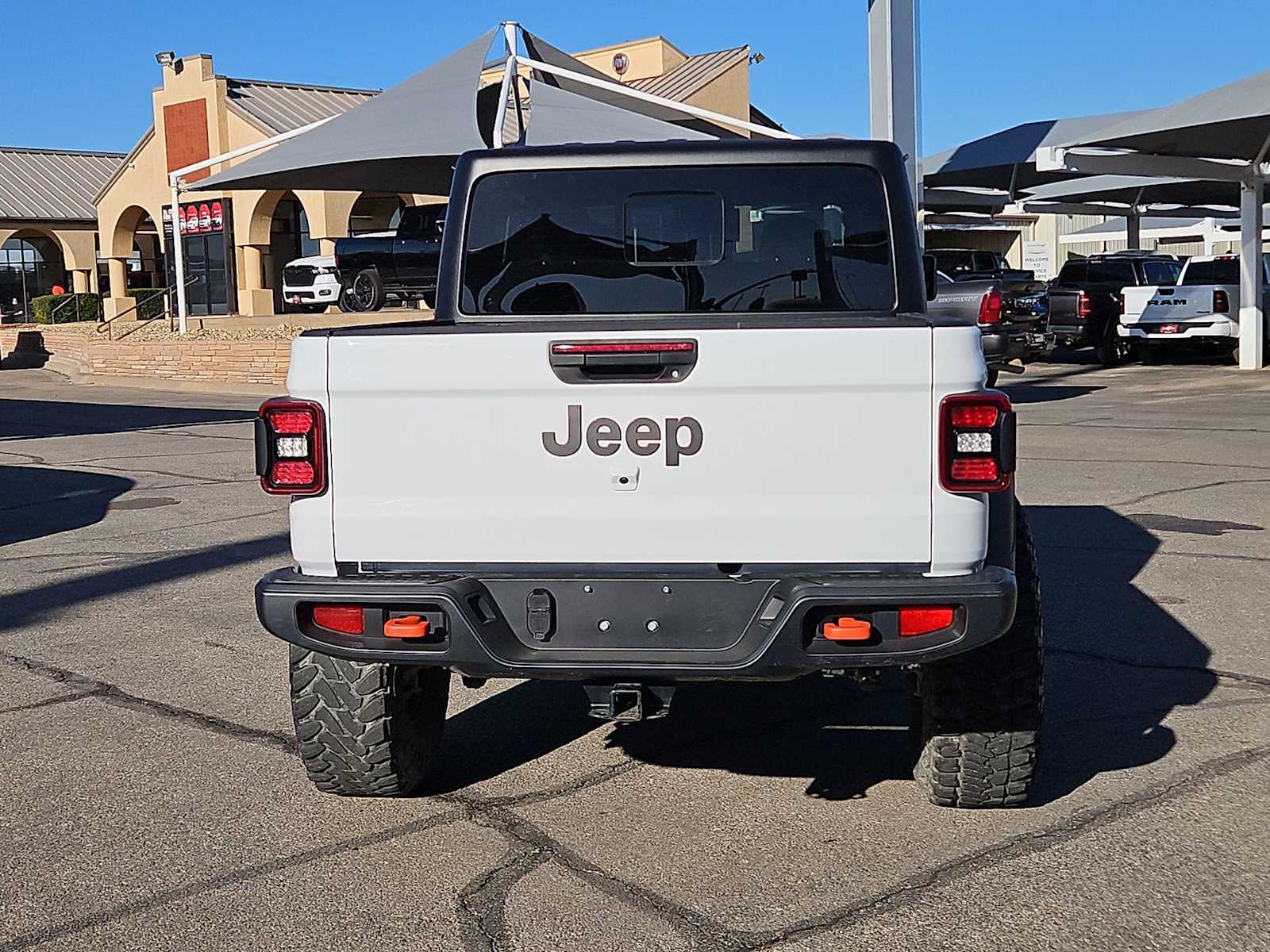 Thumbnail: 2024 Jeep Gladiator - 7