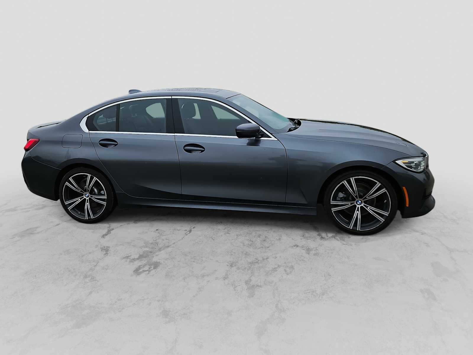 Thumbnail: 2021 BMW 3 Series - 9
