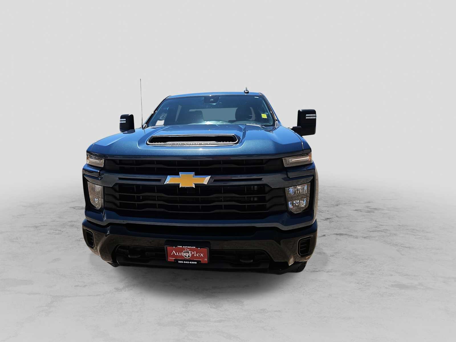 Thumbnail: 2024 Chevrolet Silverado 2500 - 3