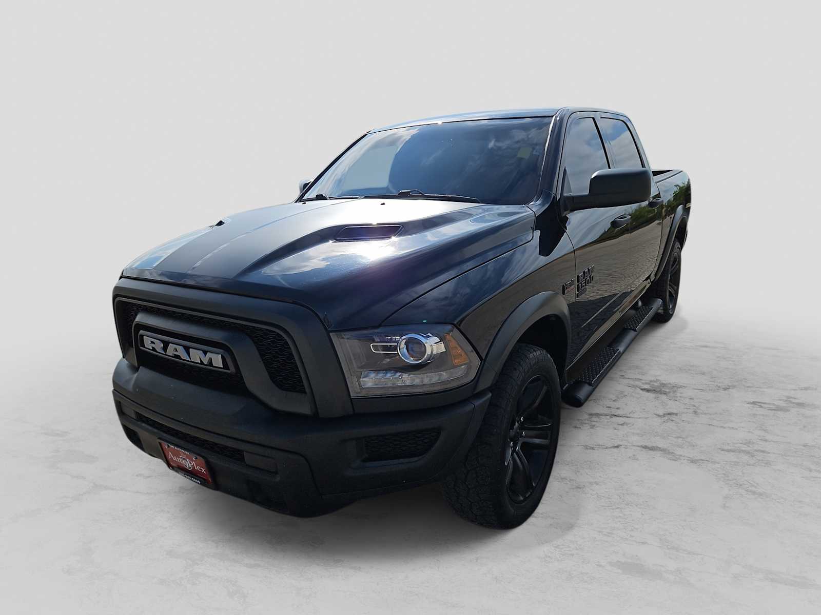 Thumbnail: 2021 RAM 1500 Classic - 1