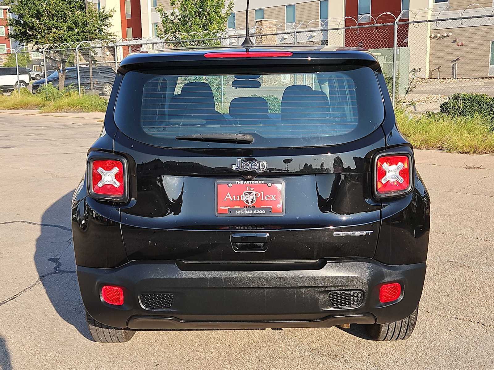 Thumbnail: 2020 Jeep Renegade - 13