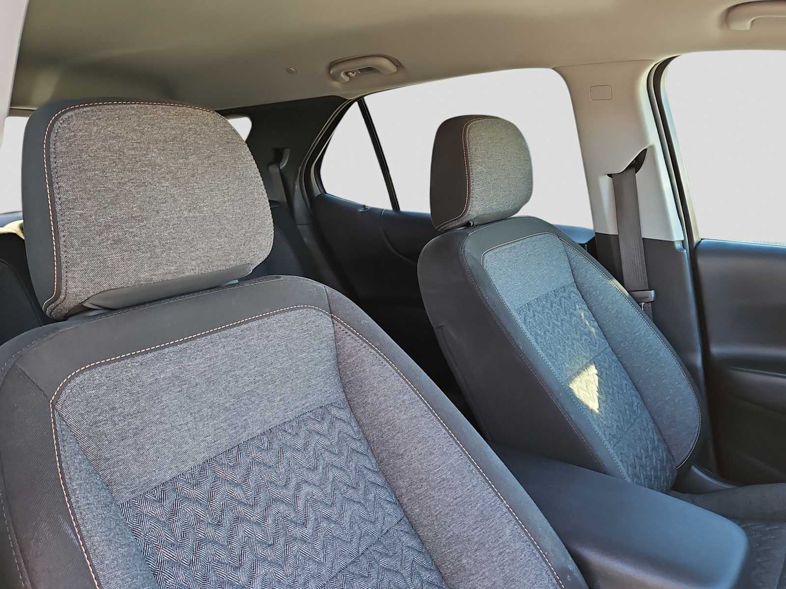 Thumbnail: 2023 Chevrolet Equinox - 17