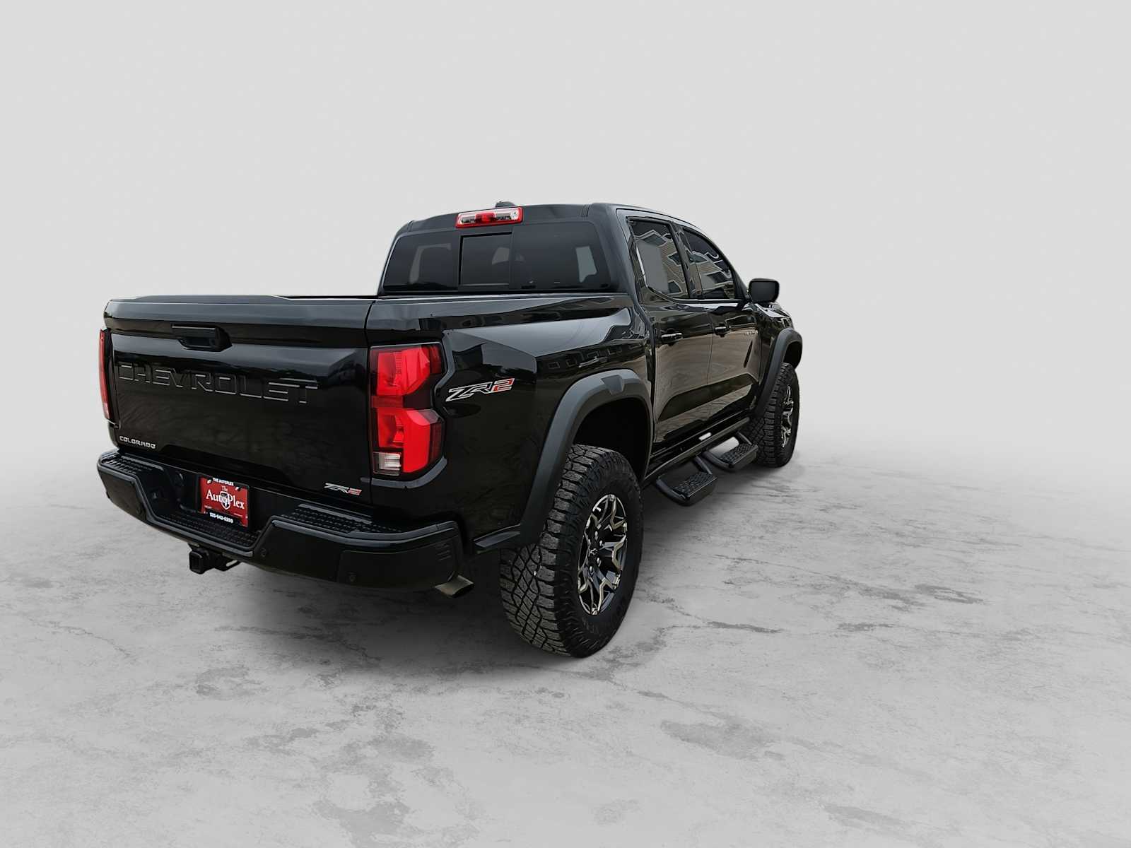 Thumbnail: 2024 Chevrolet Colorado - 8