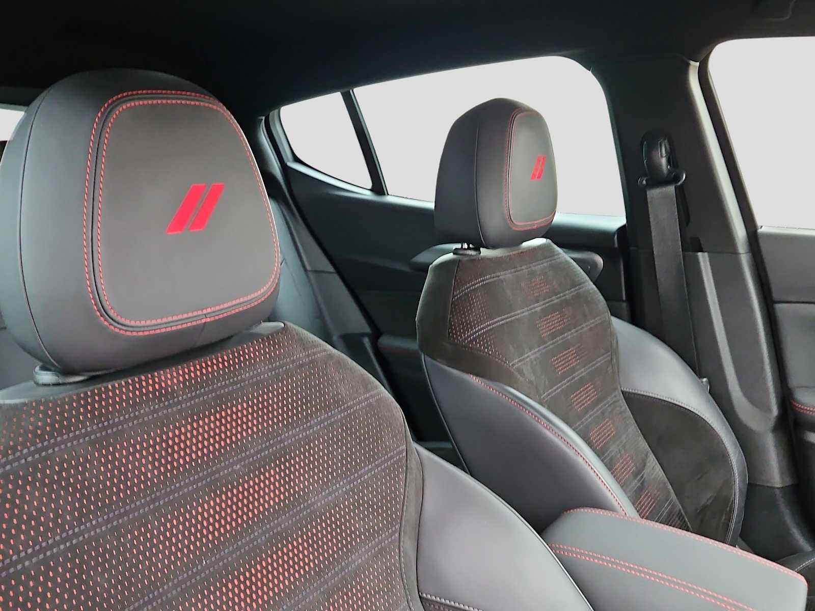 Thumbnail: 2024 Dodge Hornet - 18