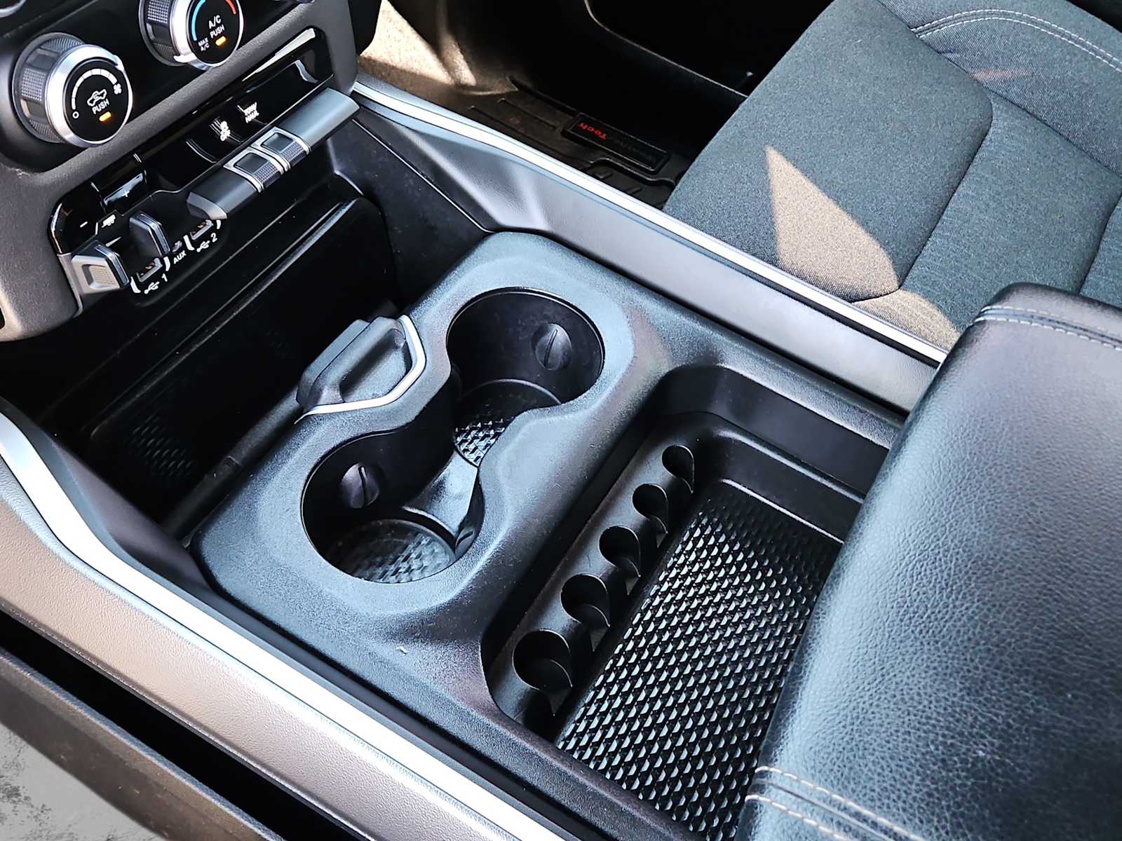 Thumbnail: 2020 RAM 1500 - 20