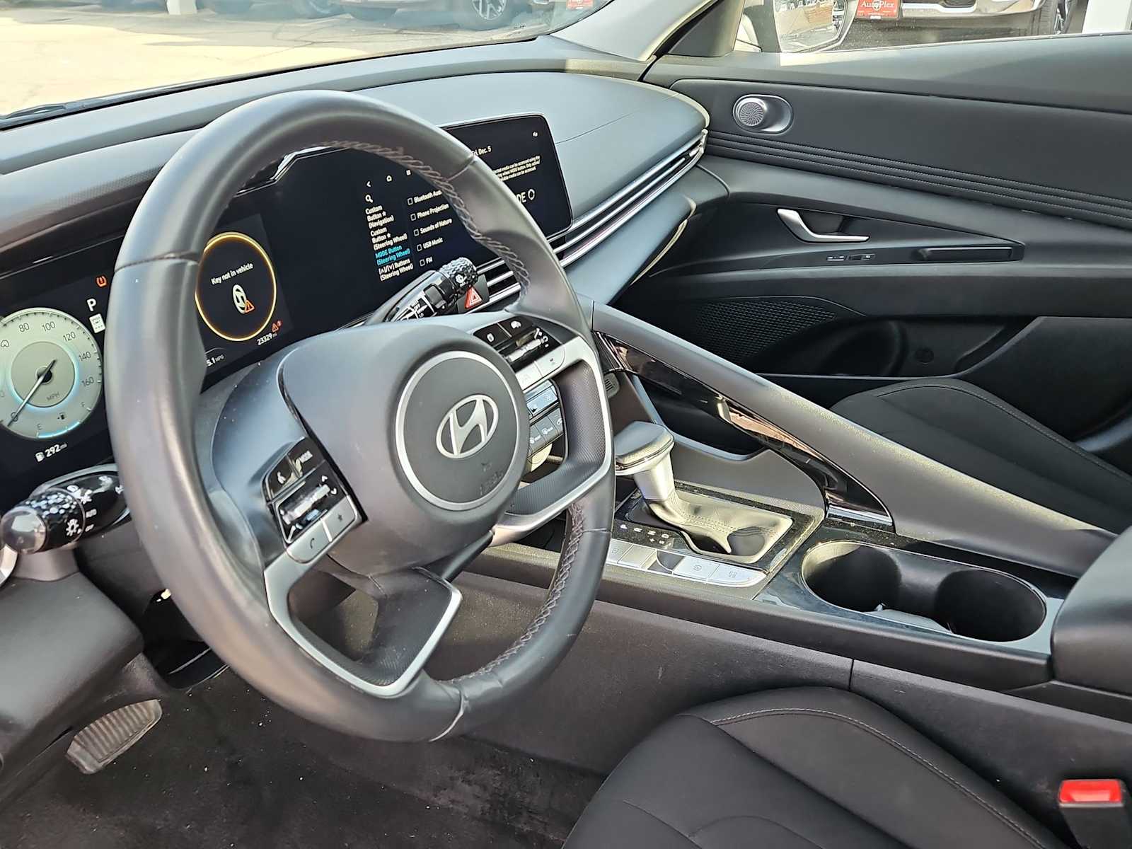 Thumbnail: 2024 Hyundai Elantra - 10