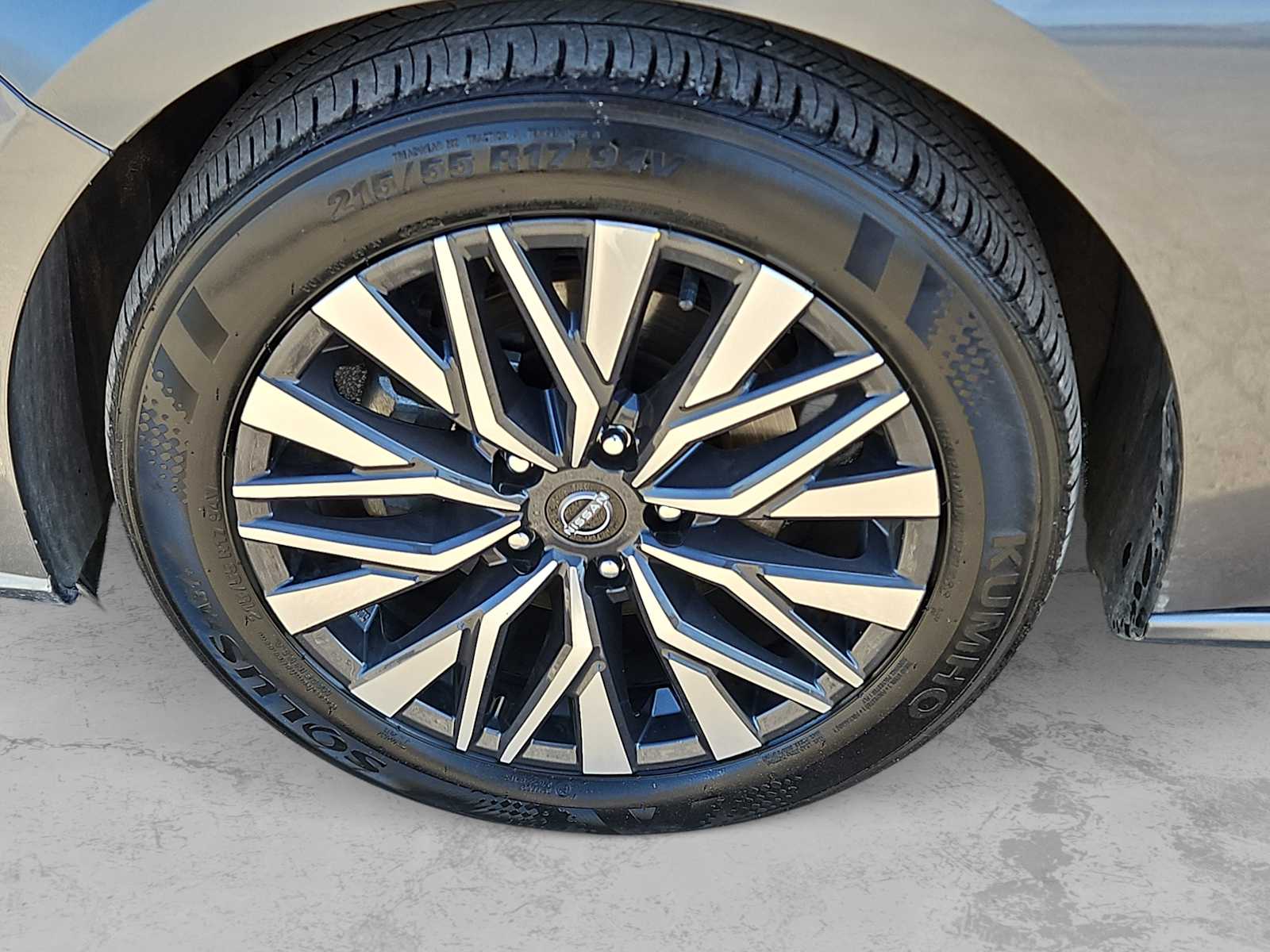 Thumbnail: 2025 Nissan Altima - 12