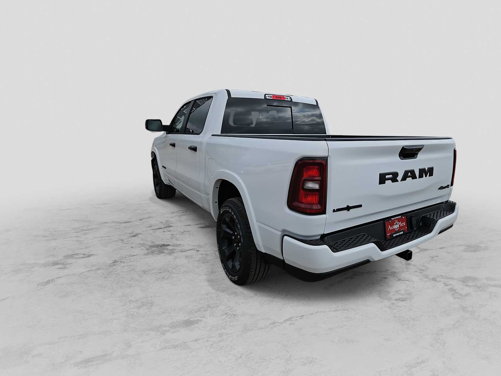 Thumbnail: 2026 RAM 1500 - 6