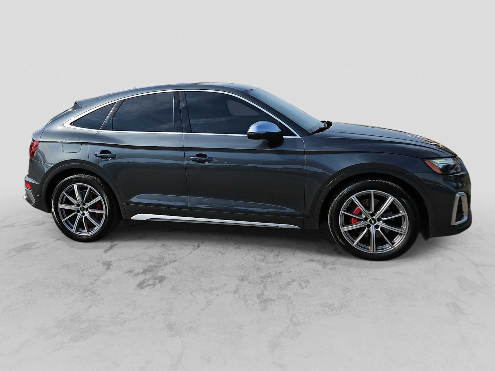 Thumbnail: 2021 Audi SQ5 - 9