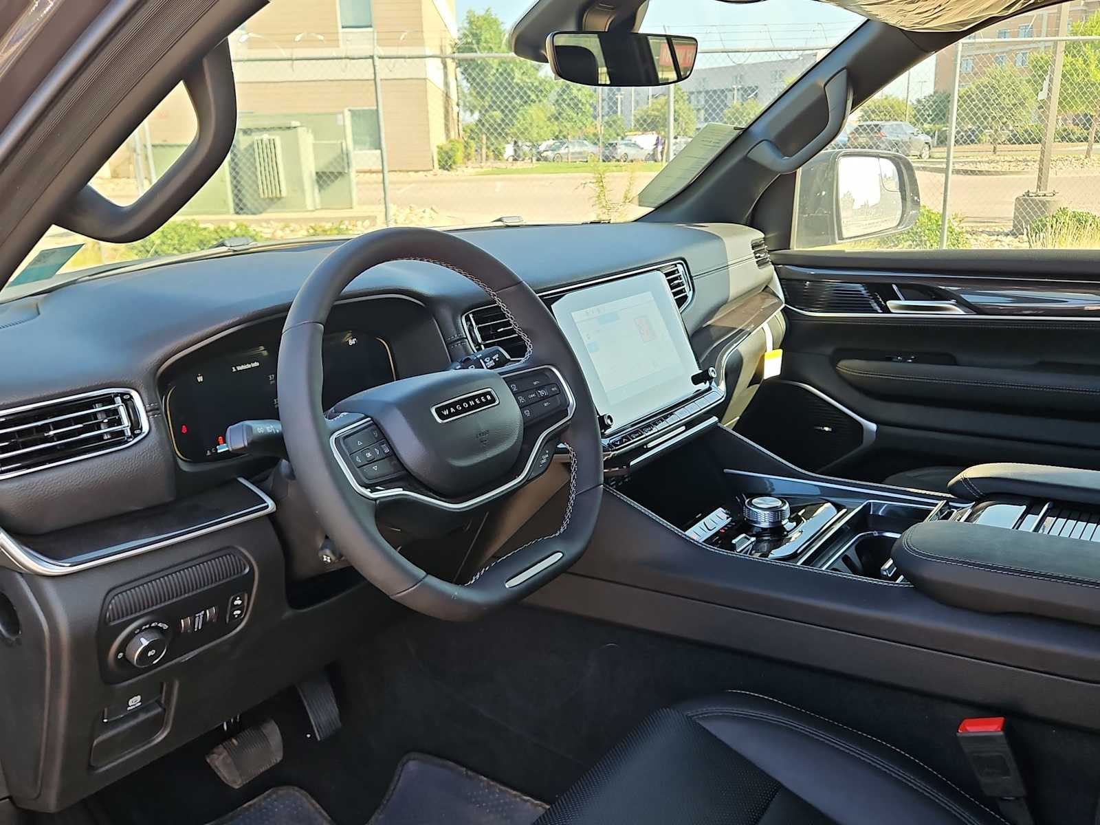 Thumbnail: 2024 Jeep Wagoneer - 10