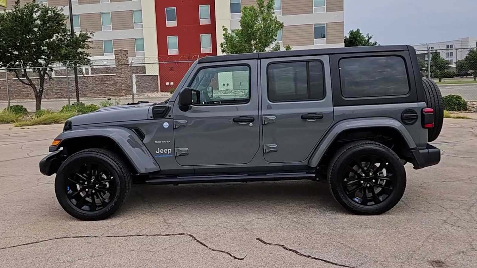 Thumbnail: 2023 Jeep Wrangler - 5