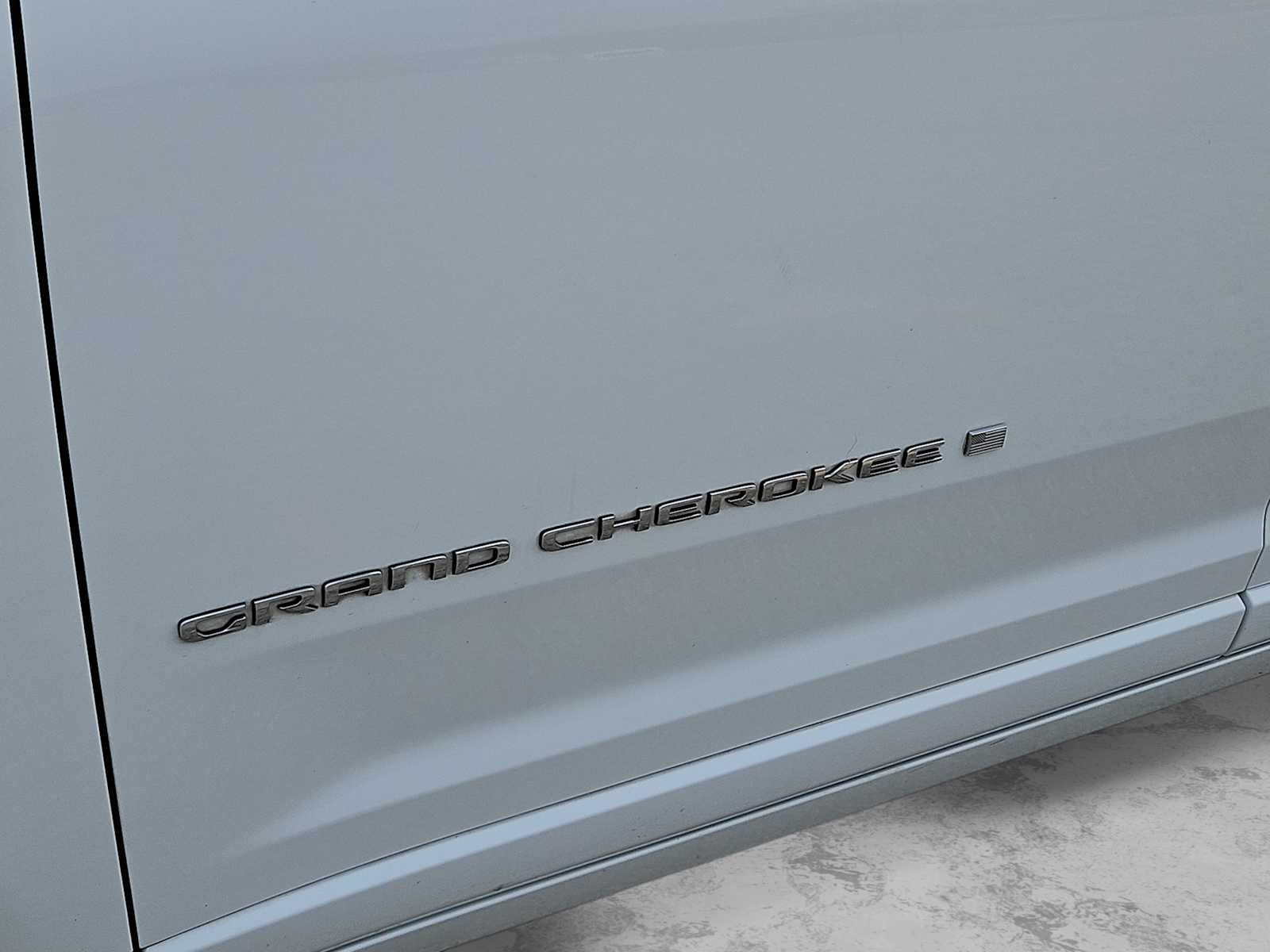 Thumbnail: 2022 Jeep Grand Cherokee - 11