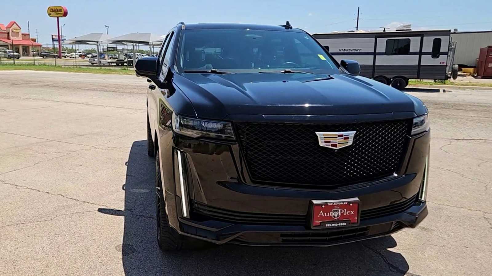 Thumbnail: 2022 Cadillac Escalade - 4