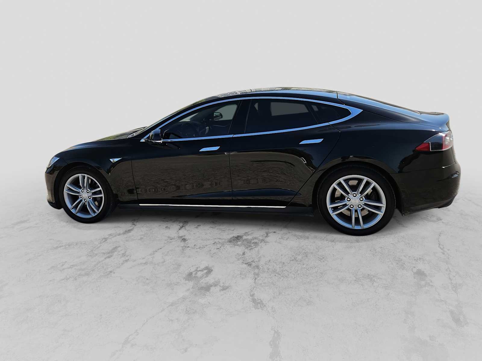 Thumbnail: 2014 Tesla Model S - 5