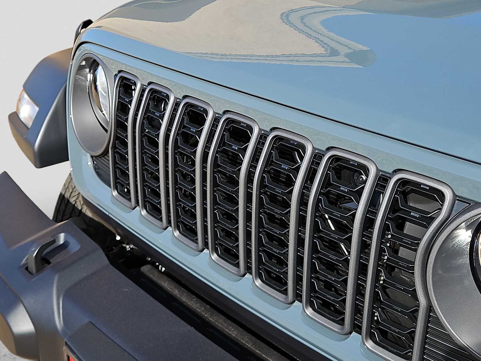 Thumbnail: 2026 Jeep Gladiator - 13