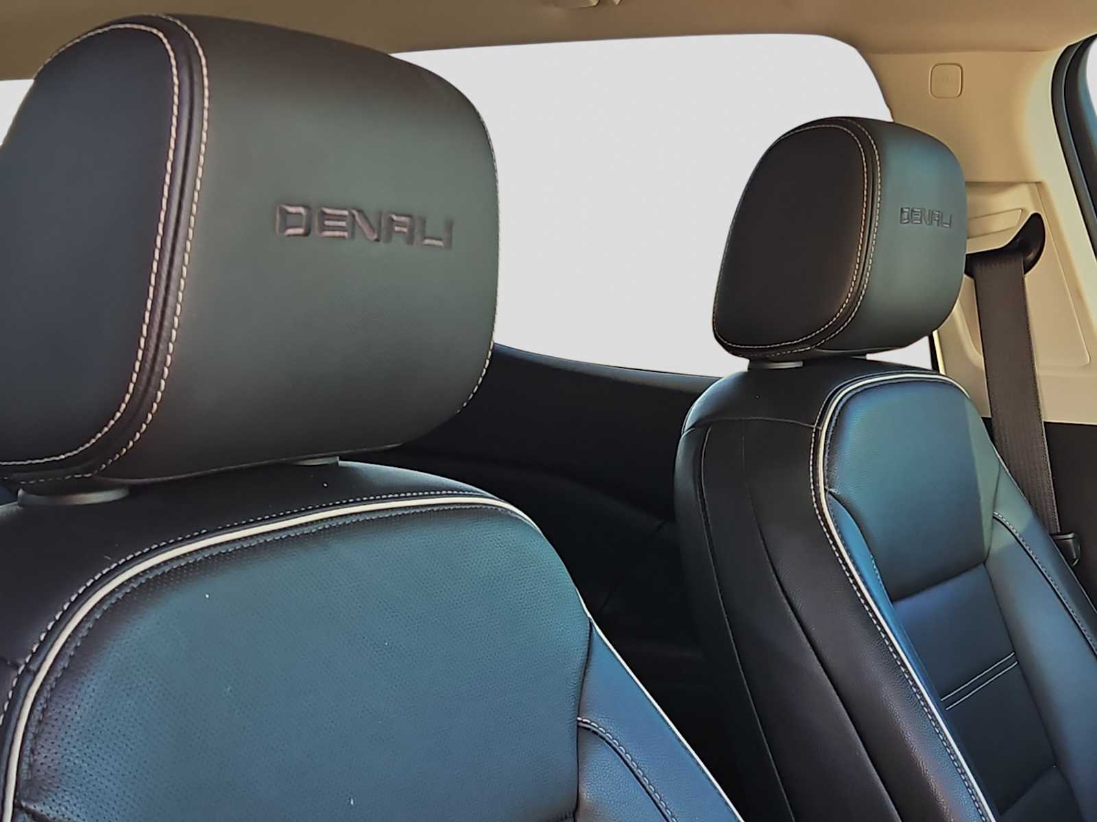 Thumbnail: 2023 GMC Acadia - 18