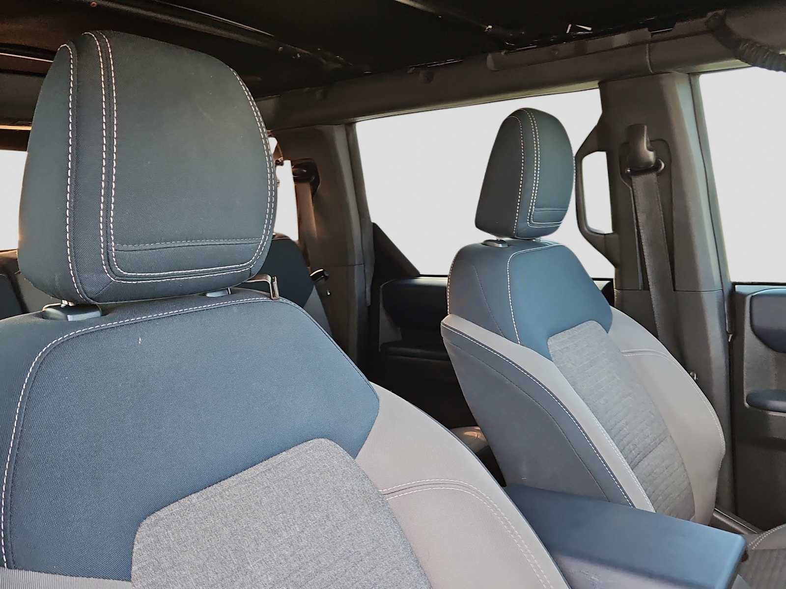 Thumbnail: 2022 Ford Bronco - 17