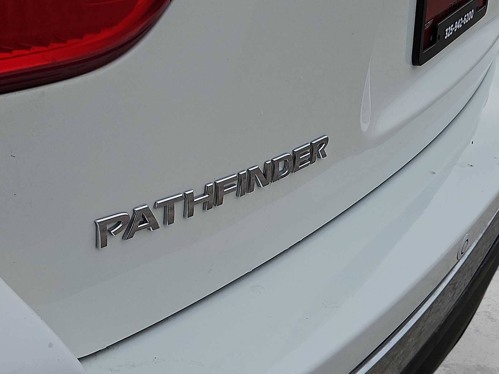 Thumbnail: 2020 Nissan Pathfinder - 11