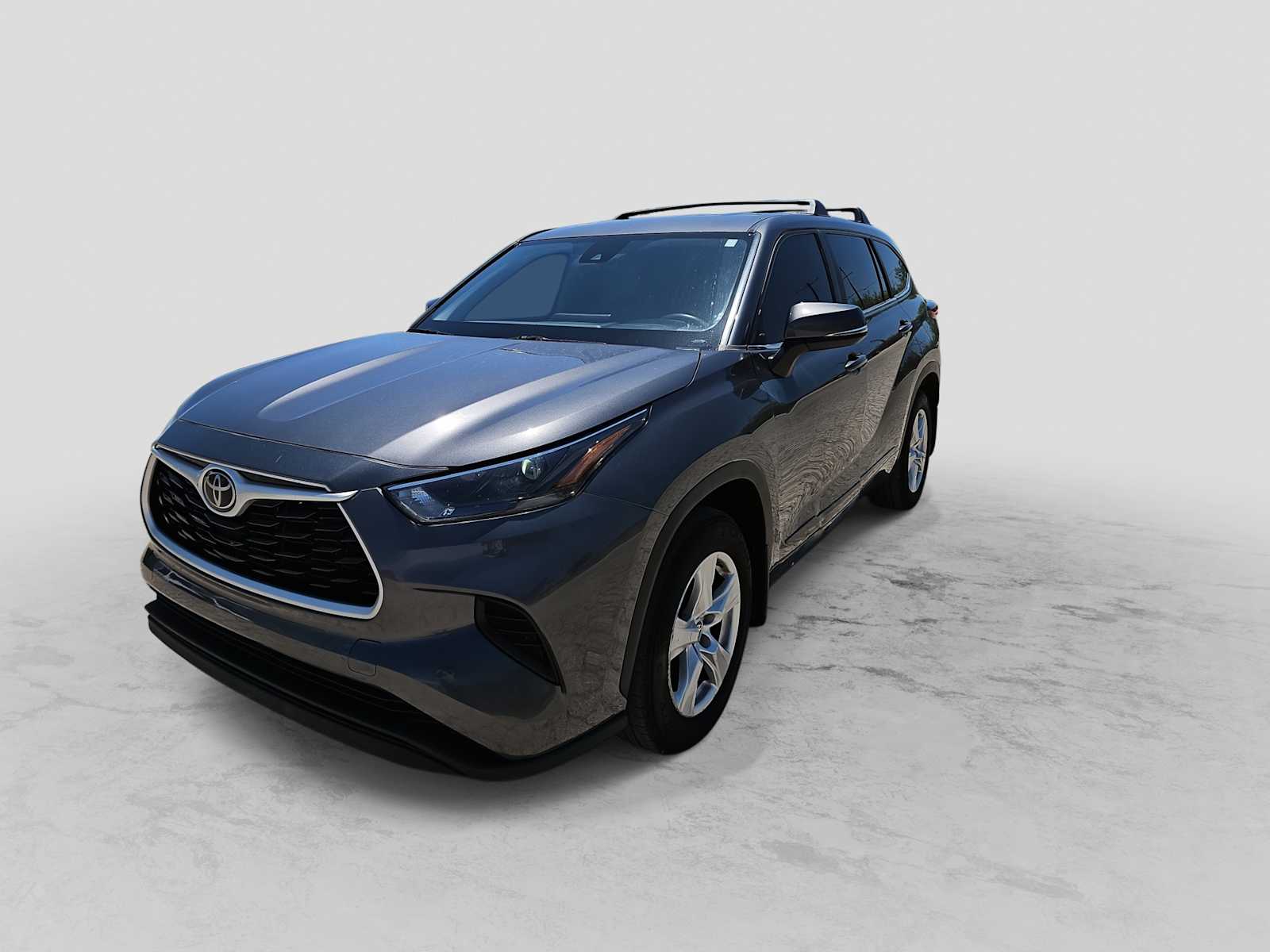Thumbnail: 2023 Toyota Highlander - 4