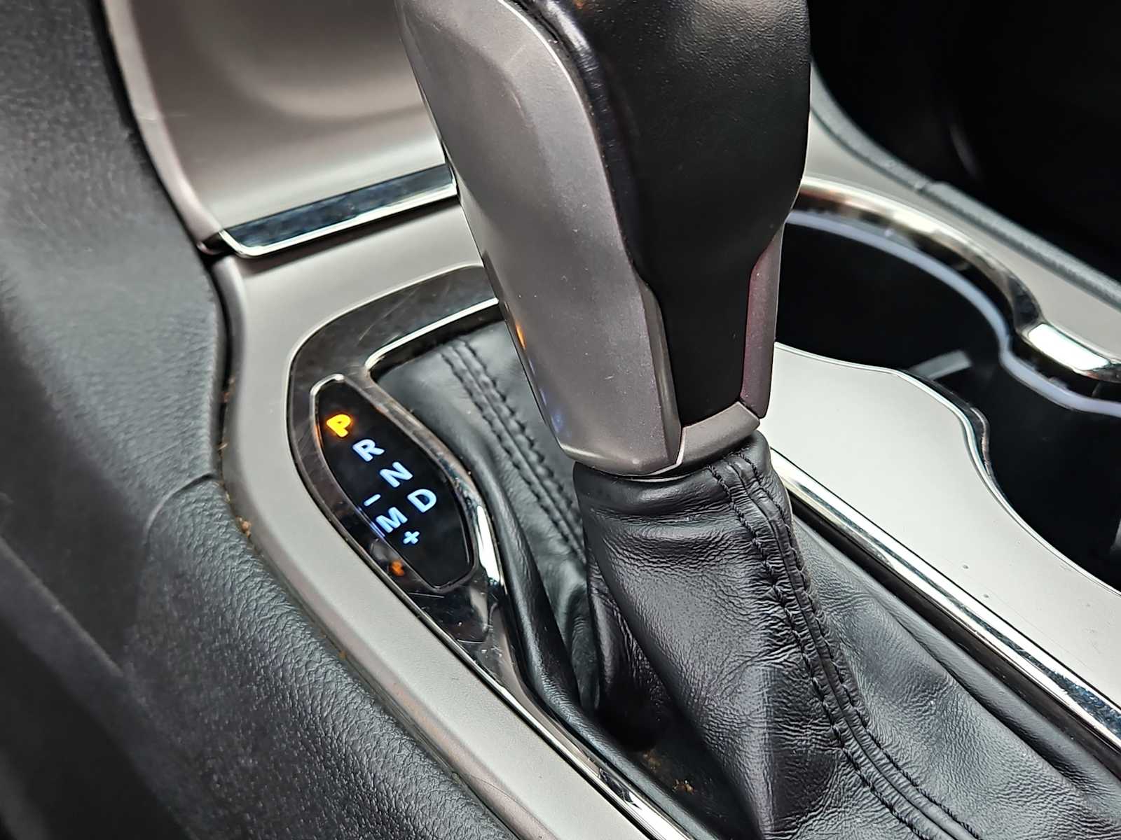 Thumbnail: 2021 Jeep Grand Cherokee - 21