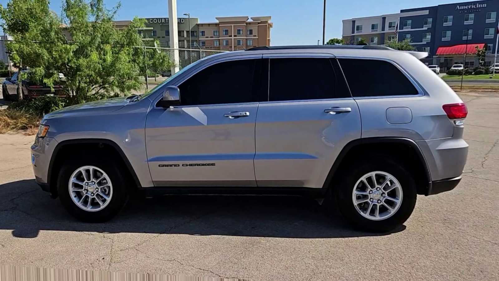 Thumbnail: 2020 Jeep Grand Cherokee - 5