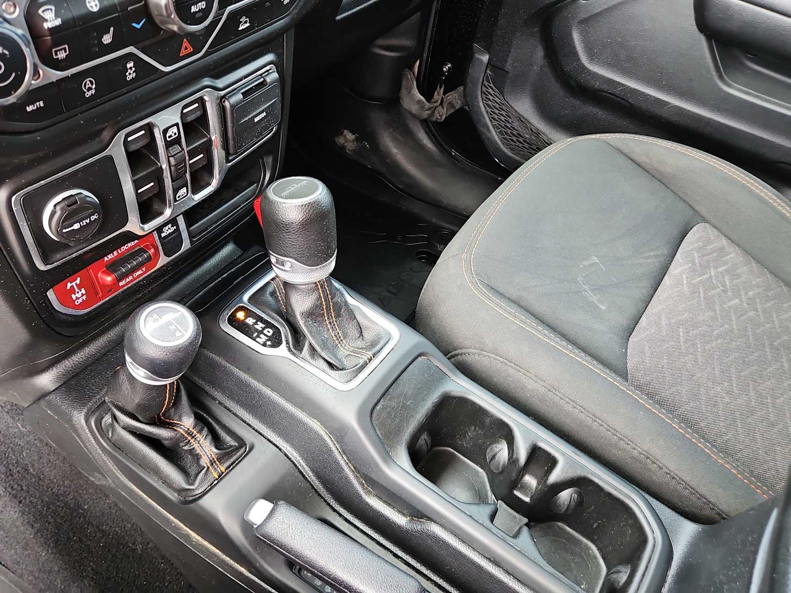 Thumbnail: 2021 Jeep Gladiator - 20