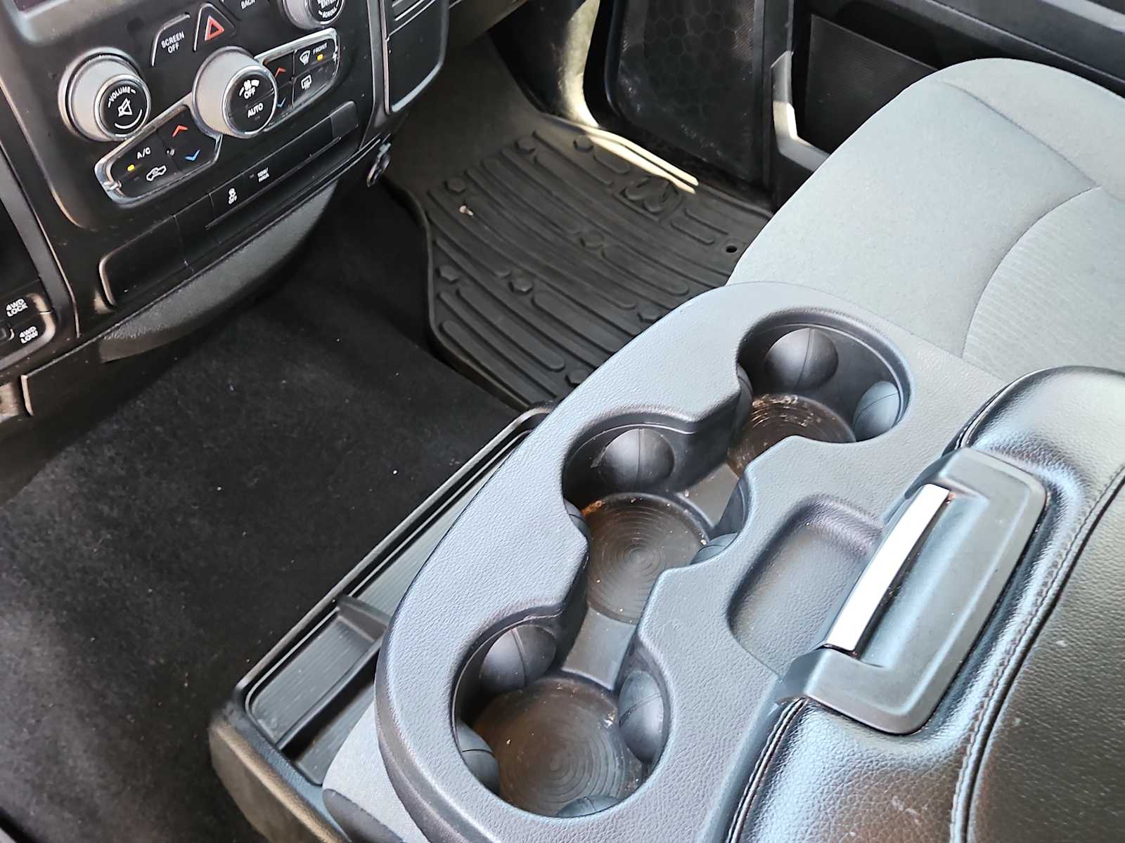 Thumbnail: 2023 RAM 1500 Classic - 20