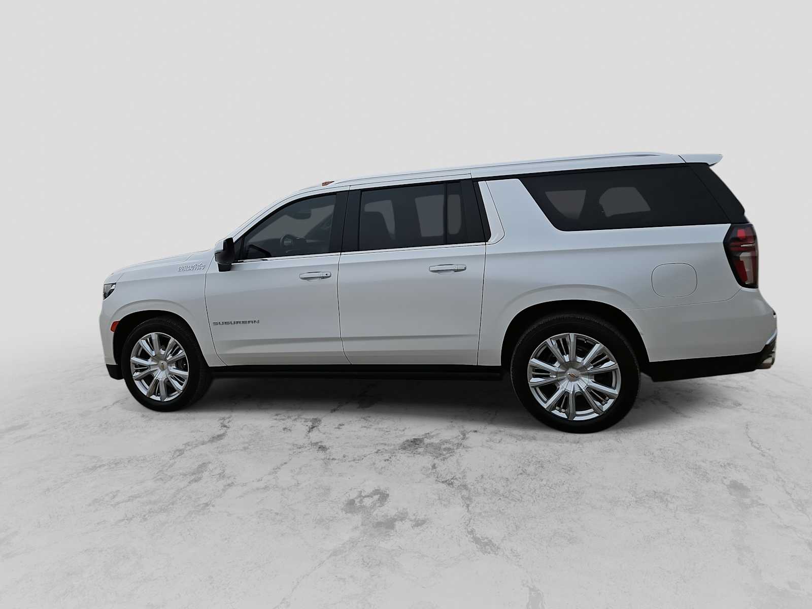 Thumbnail: 2021 Chevrolet Suburban - 5