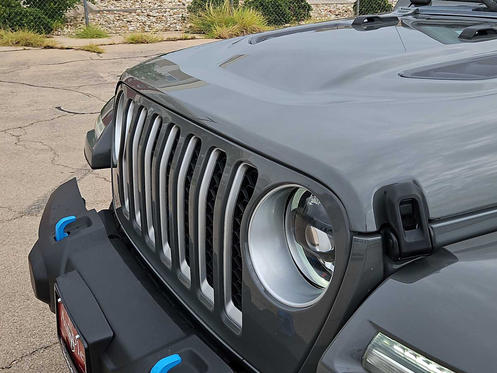 Thumbnail: 2023 Jeep Wrangler - 17
