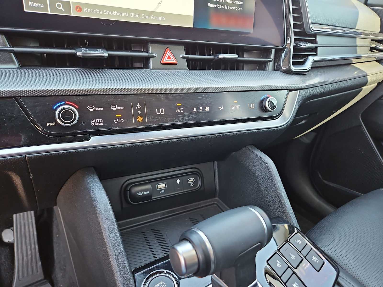 Thumbnail: 2024 Kia Sportage - 24