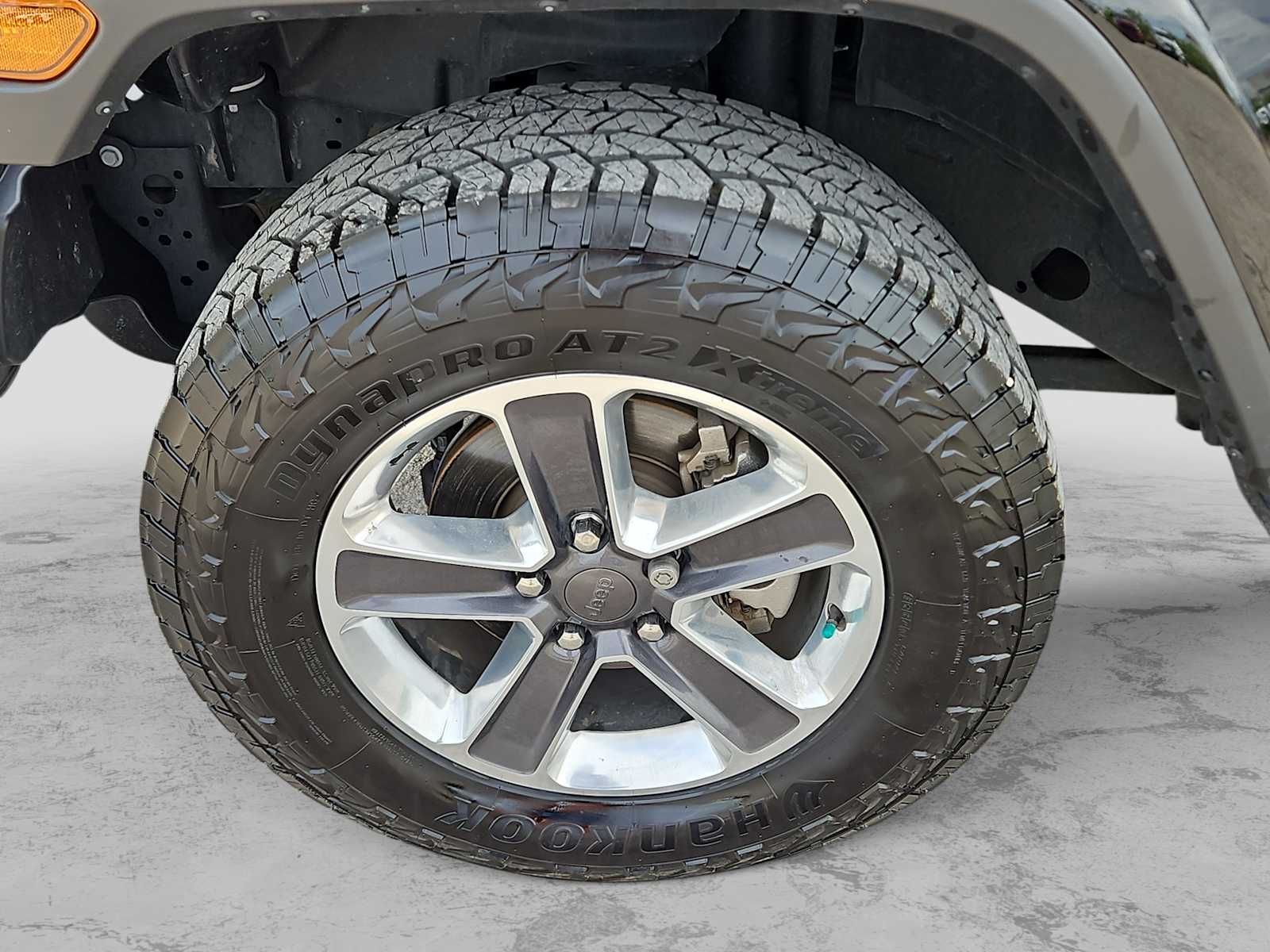 Thumbnail: 2020 Jeep Wrangler - 12