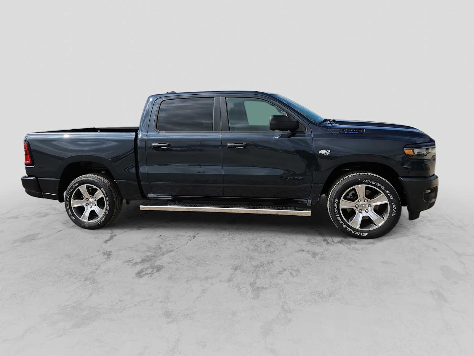 Thumbnail: 2026 RAM 1500 - 9