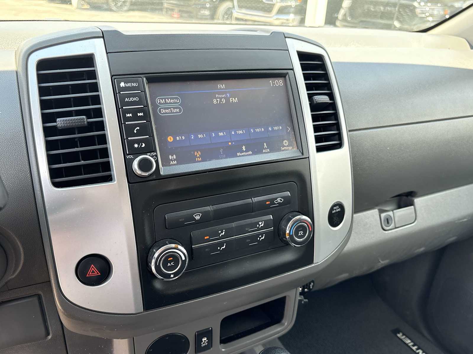 Thumbnail: 2021 Nissan Frontier - 20