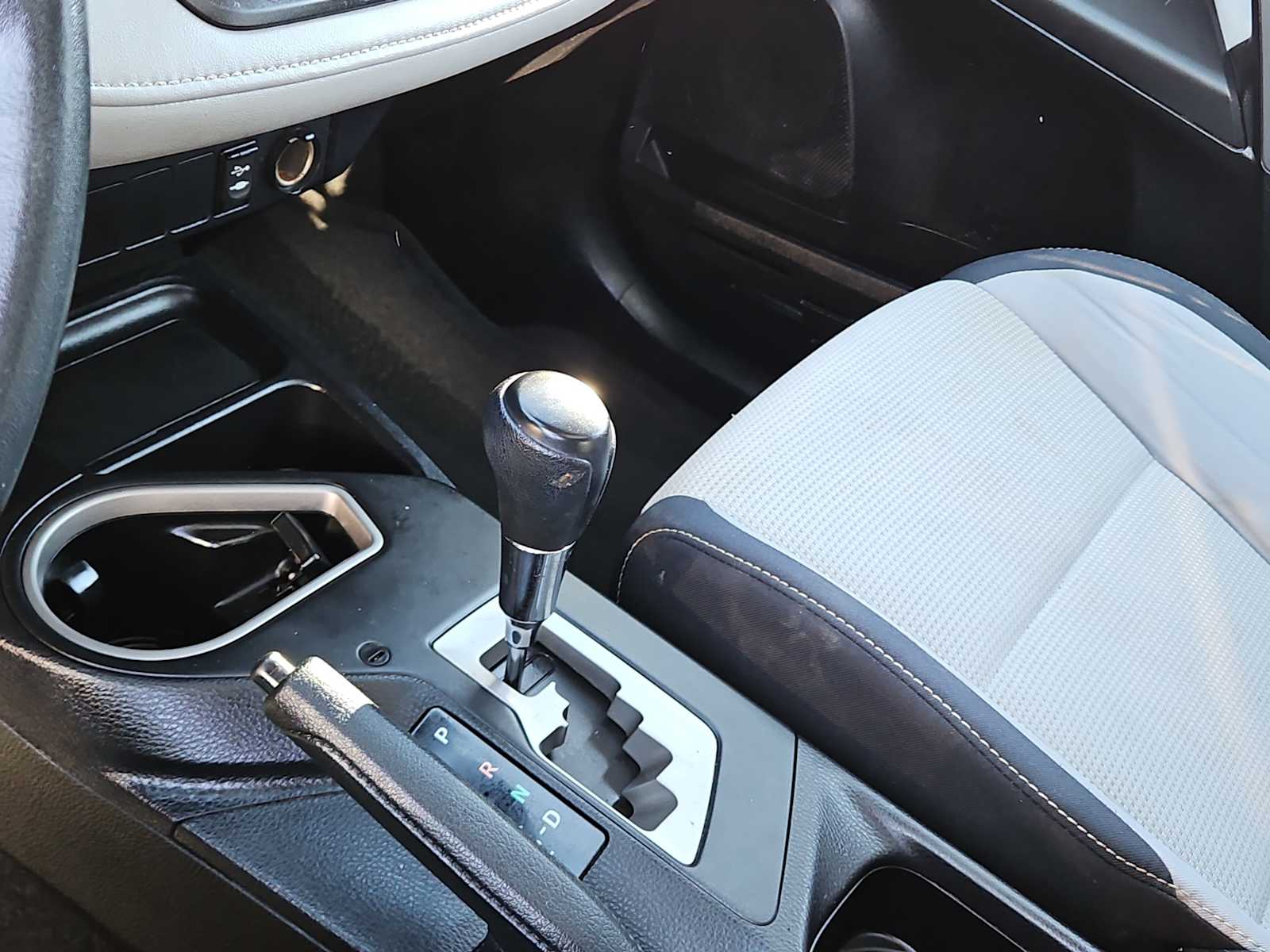 Thumbnail: 2016 Toyota RAV4 - 20