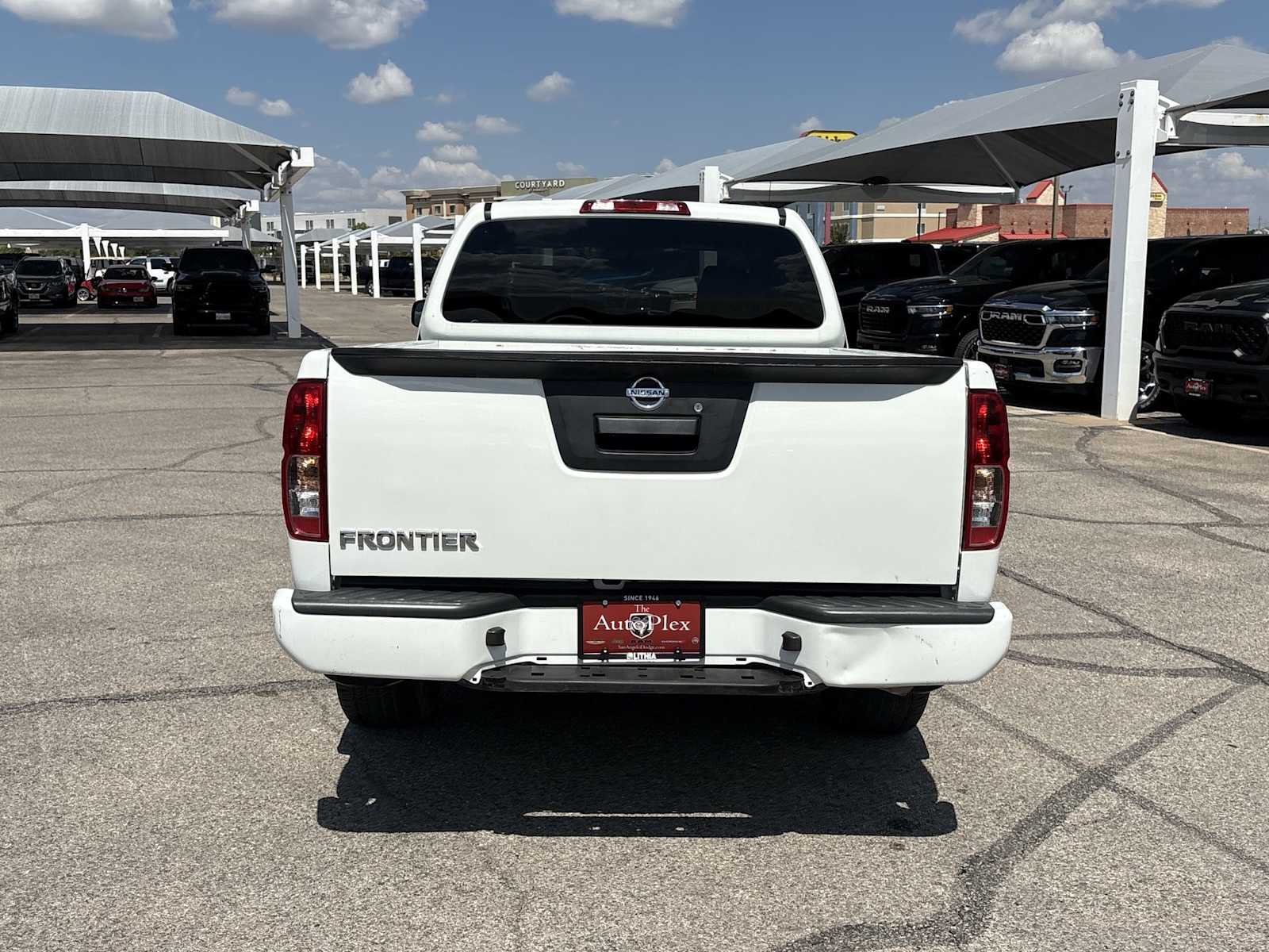 Thumbnail: 2021 Nissan Frontier - 7