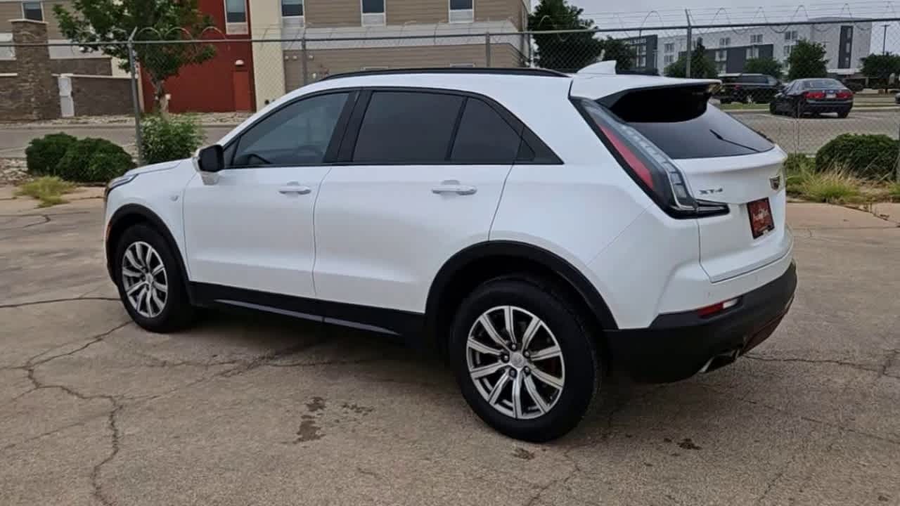 Thumbnail: 2021 Cadillac XT4 - 6
