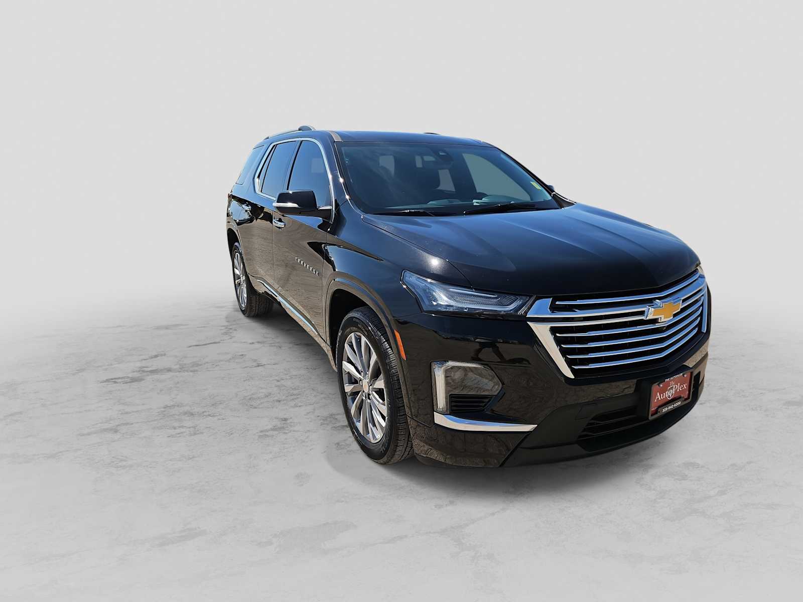 Thumbnail: 2023 Chevrolet Traverse - 2