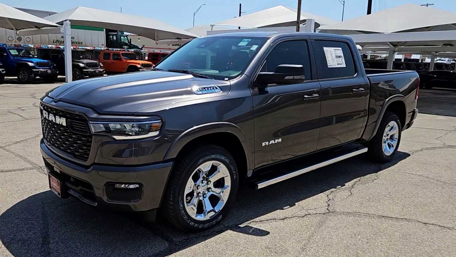Thumbnail: 2025 RAM 1500 - 8