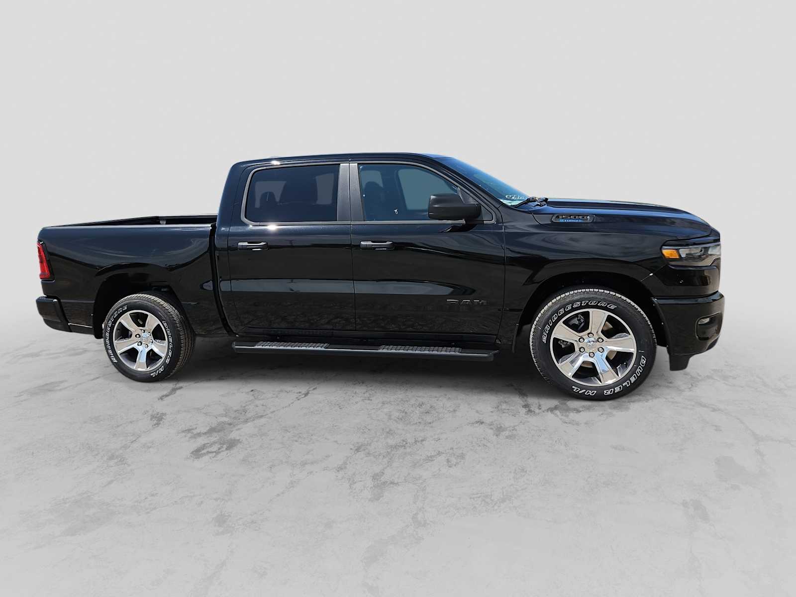 Thumbnail: 2026 RAM 1500 - 8