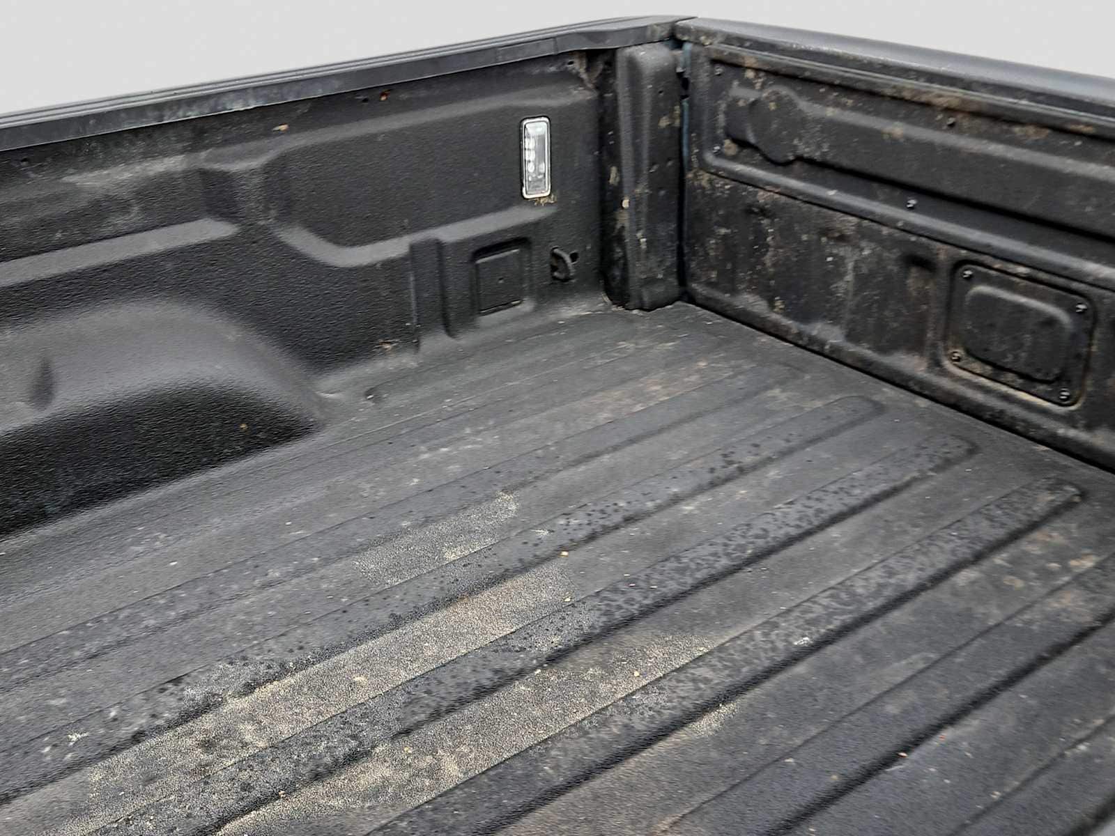 Thumbnail: 2025 Jeep Gladiator - 23