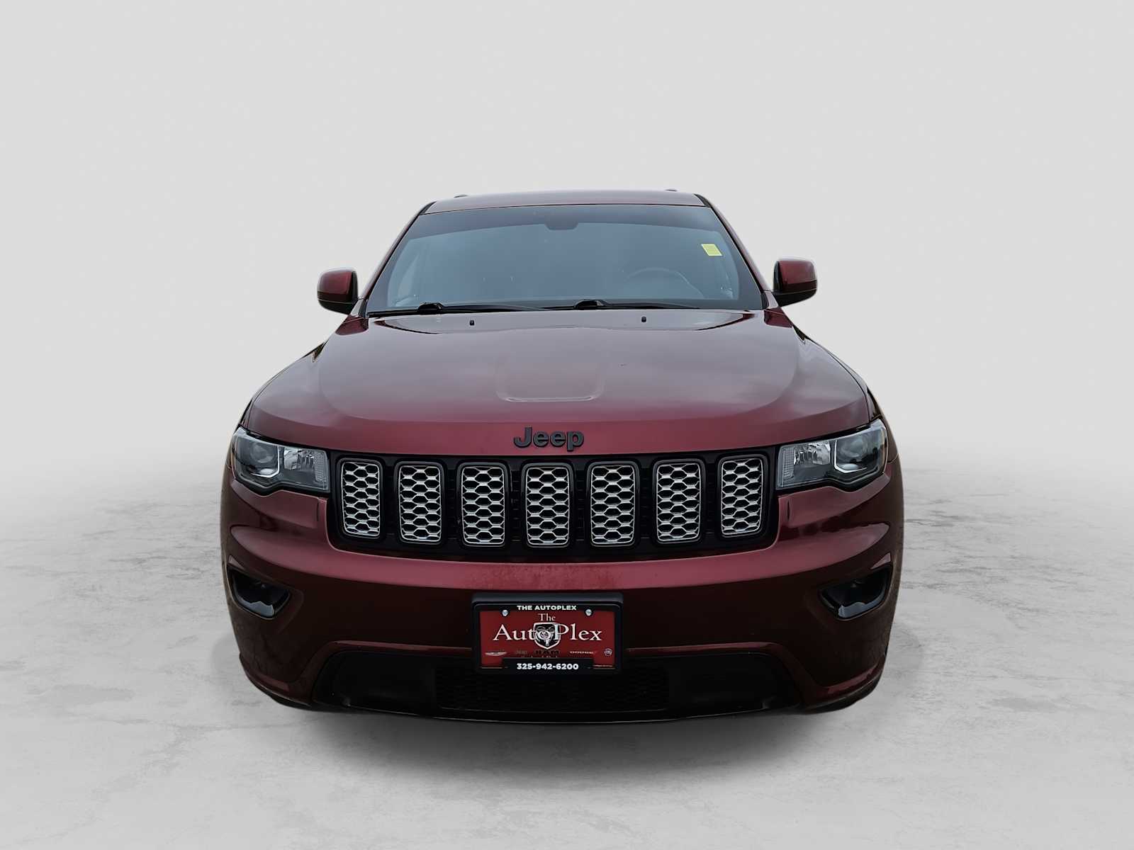 Thumbnail: 2019 Jeep Grand Cherokee - 3