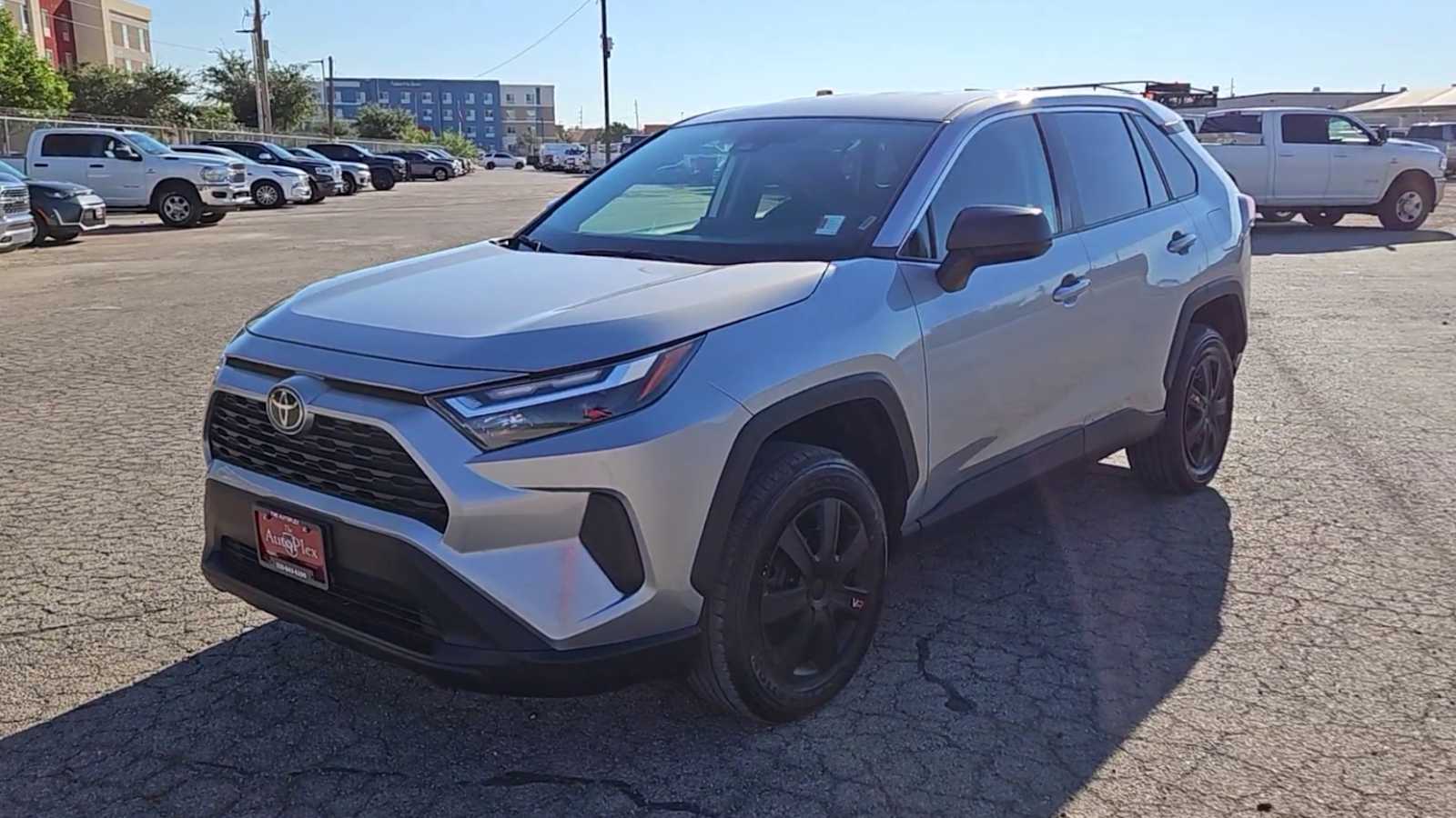 Thumbnail: 2024 Toyota RAV4 - 3