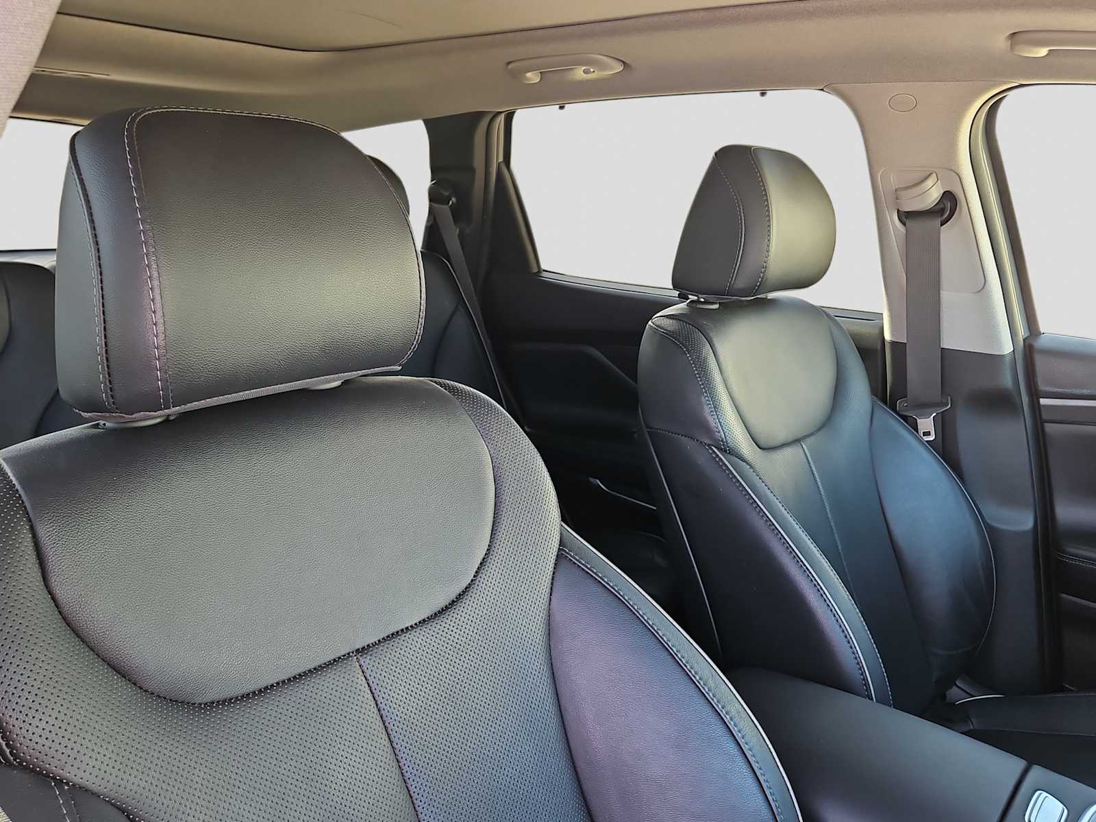 Thumbnail: 2023 Hyundai Santa Fe - 18