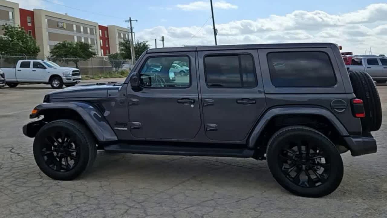 Thumbnail: 2021 Jeep Wrangler - 5